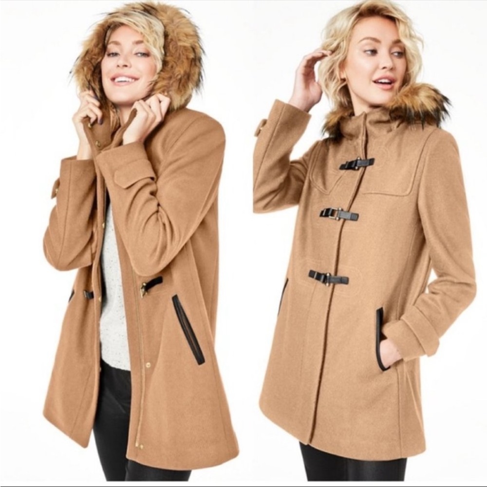 Cole Haan Wool Buckle Walker Coat in Size 10